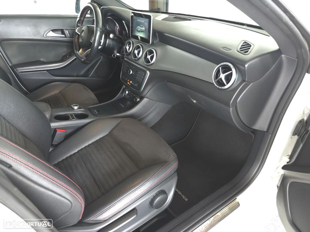 Mercedes-Benz CLA 220 d Shooting Brake AMG Line Aut. — fotografia 13
