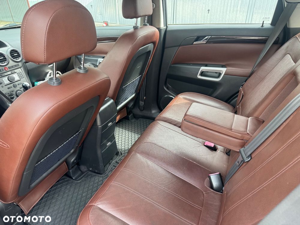 Opel Antara 3.2 V6 4x4 Cosmo - 11