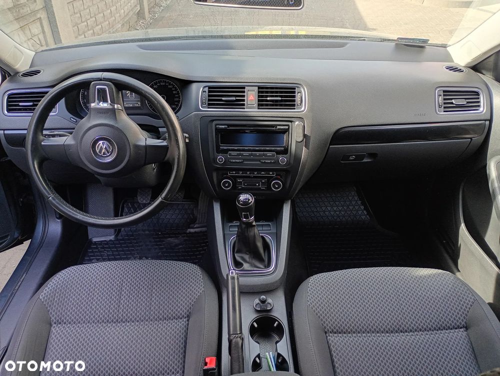 Volkswagen Jetta 1.4 TSI Comfortline - 12