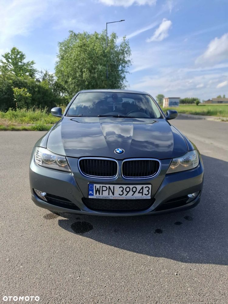 BMW Seria 3 320d - 9