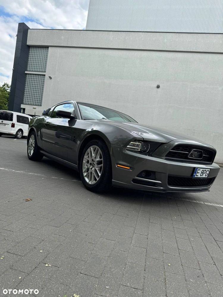 Ford Mustang 3.7 V6 Premium - 5