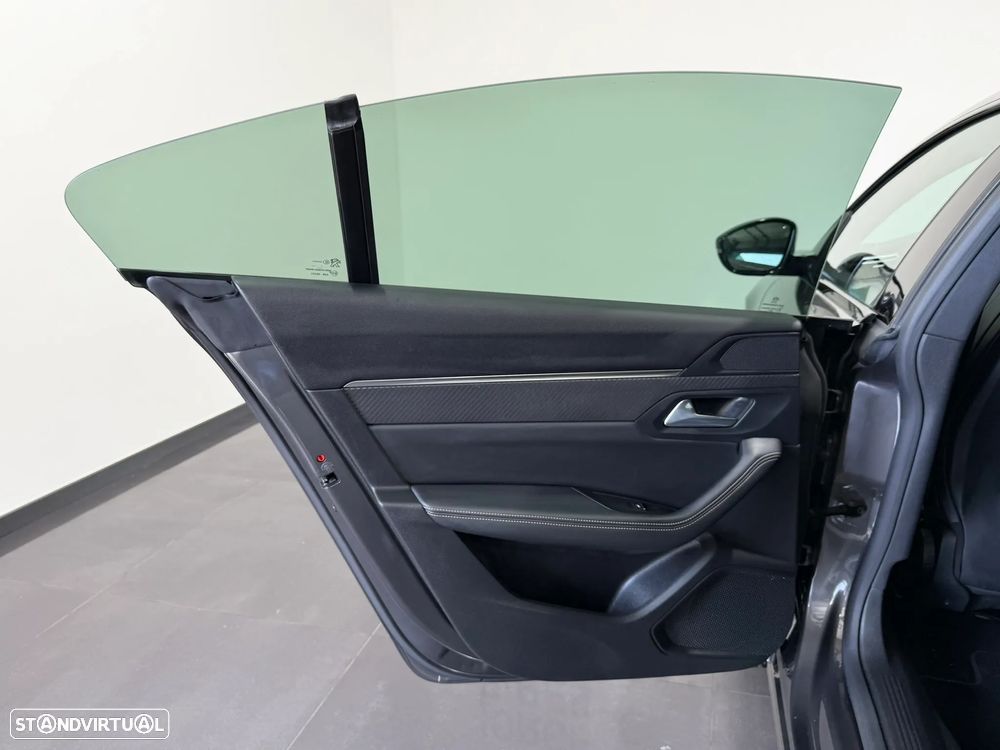 Peugeot 508 1.5 BlueHDi GT EAT8 - 48