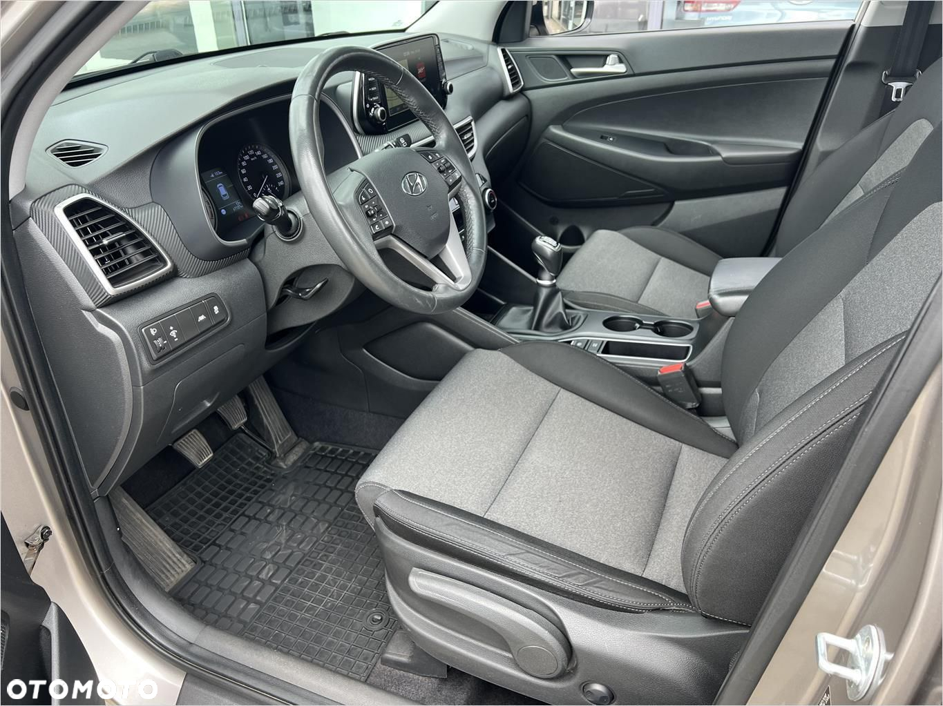 Hyundai Tucson 1.6 GDI BlueDrive Comfort 2WD - 11