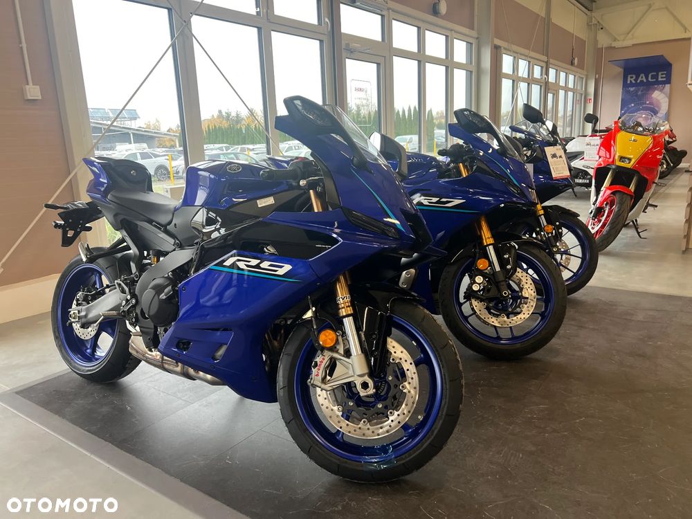 Yamaha R9 - 28