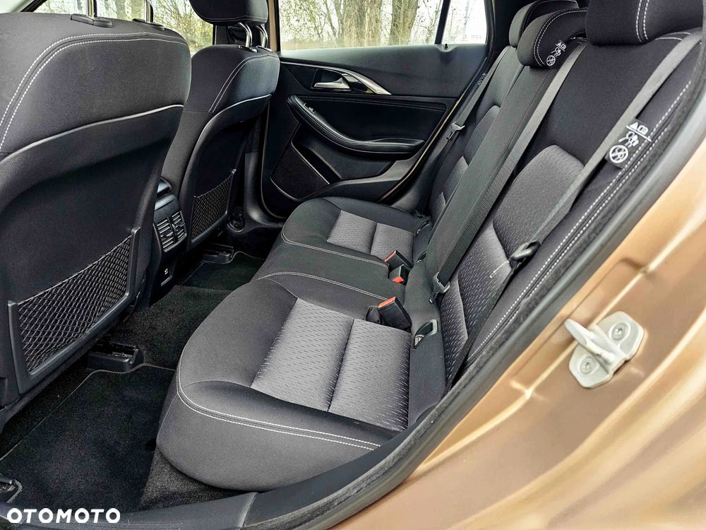 Infiniti Q30 1.6t Premium - 20