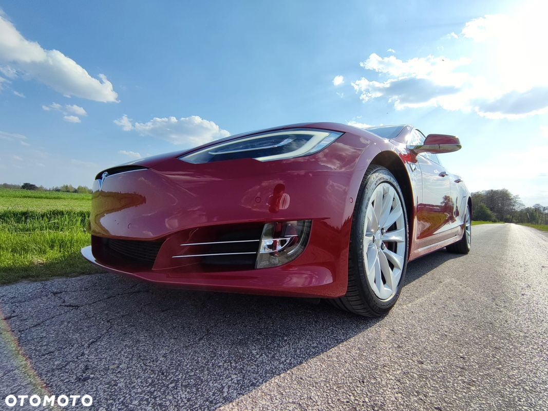 Tesla Model S Performance - 17
