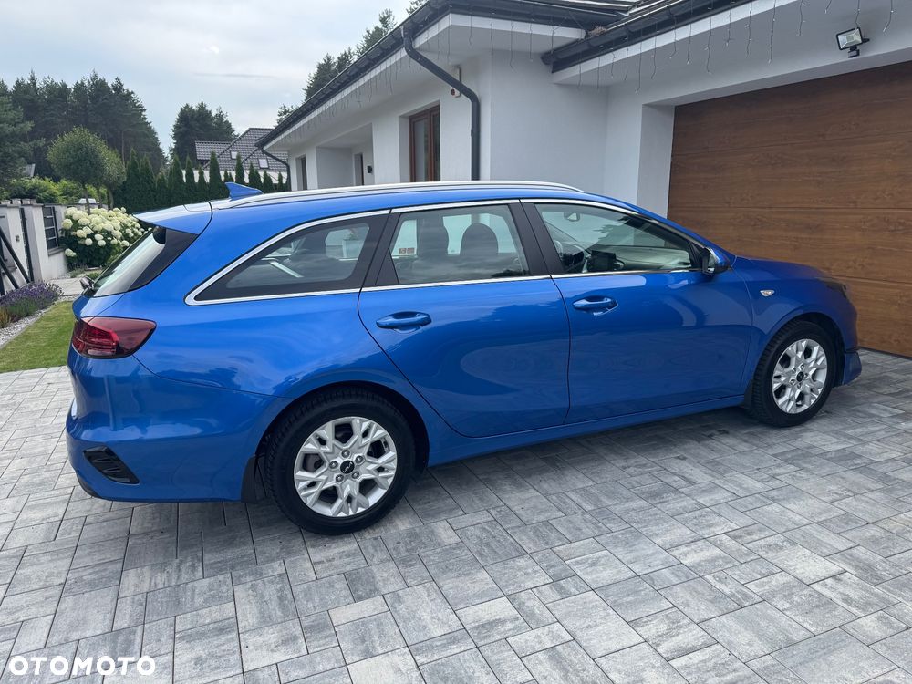 Kia Ceed 1.5 T-GDI MHEV L Business Line DCT - 11