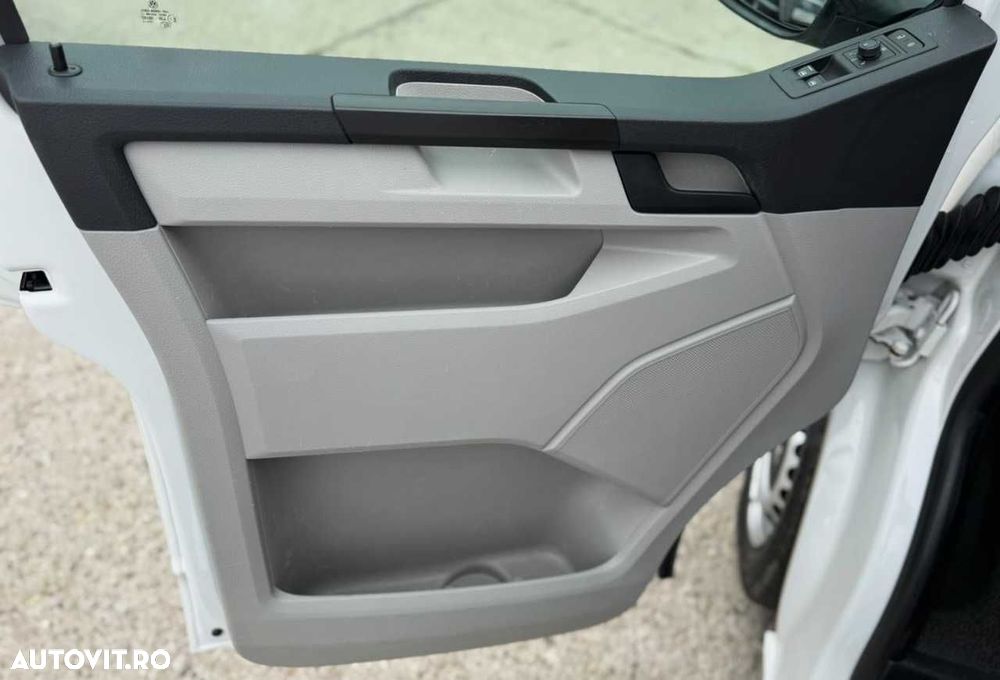 Volkswagen TRANSPORTER L2H1 - 18