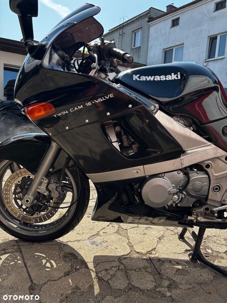 Kawasaki ZZR - 9