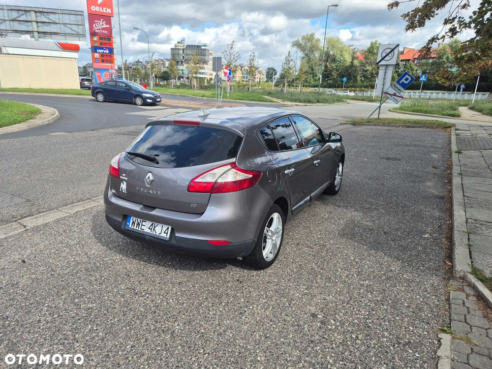 Renault Megane 2010 photo 3