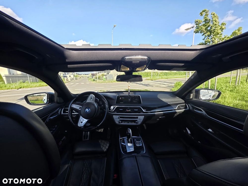 BMW Seria 7 - 15