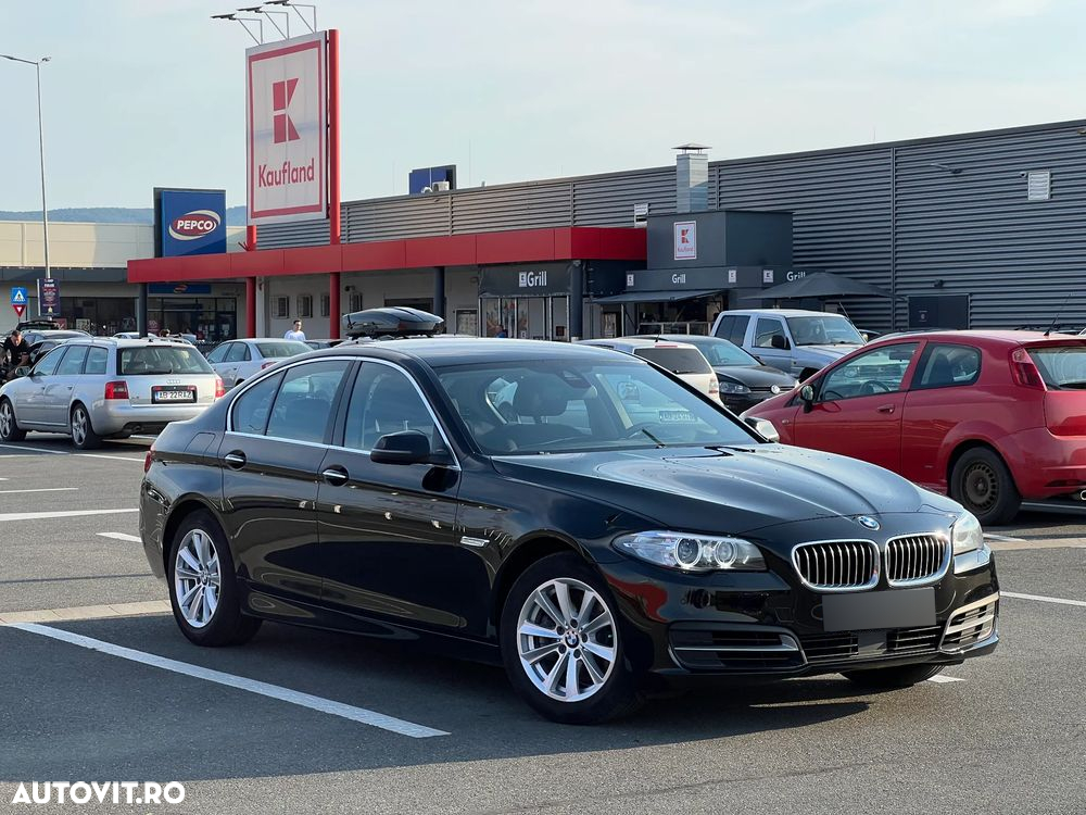BMW Seria 5 520d xDrive - 4