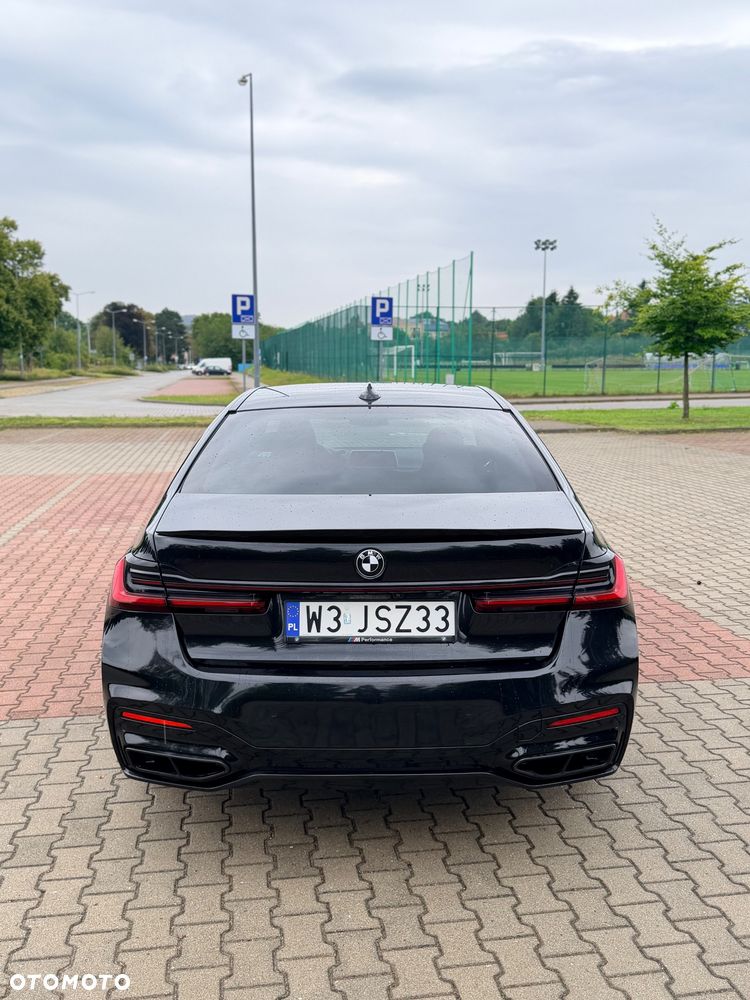 BMW Seria 7 740d xDrive - 14