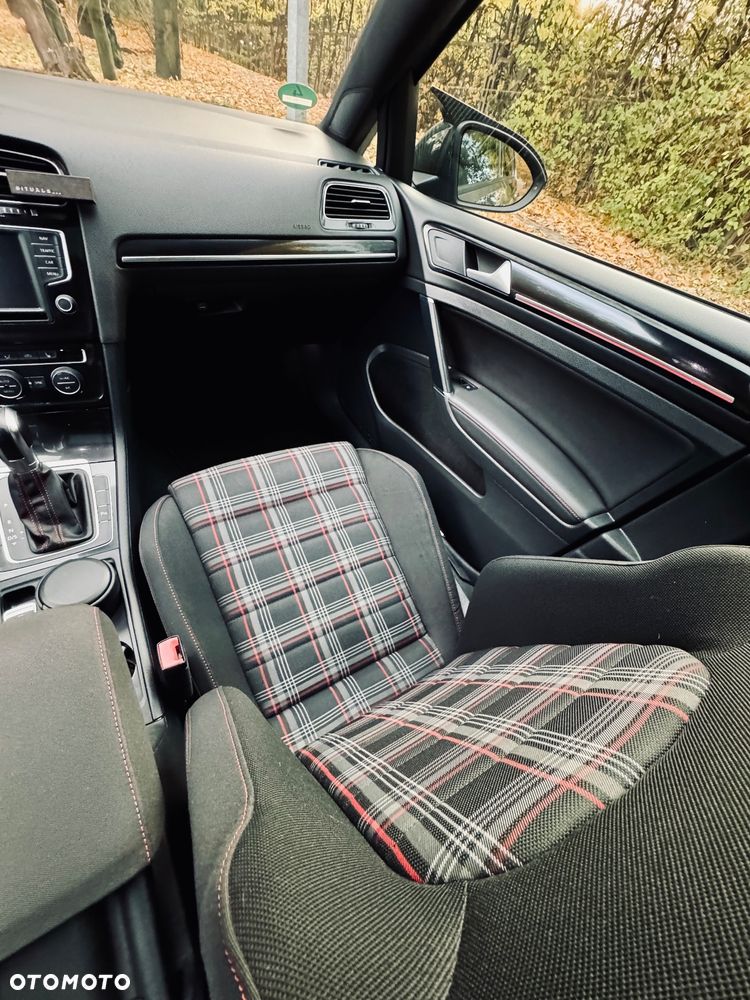 Volkswagen Golf VII 2.0 TSI BMT GTI DSG - 23