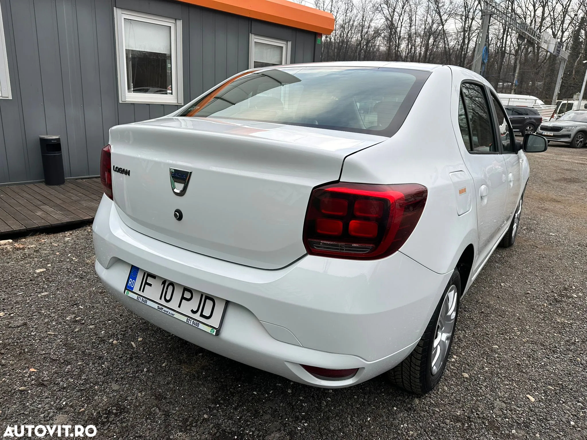 Dacia Logan - 3