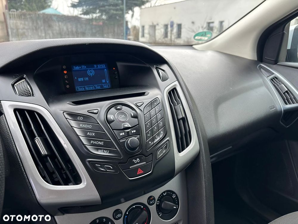 Ford Focus - 12