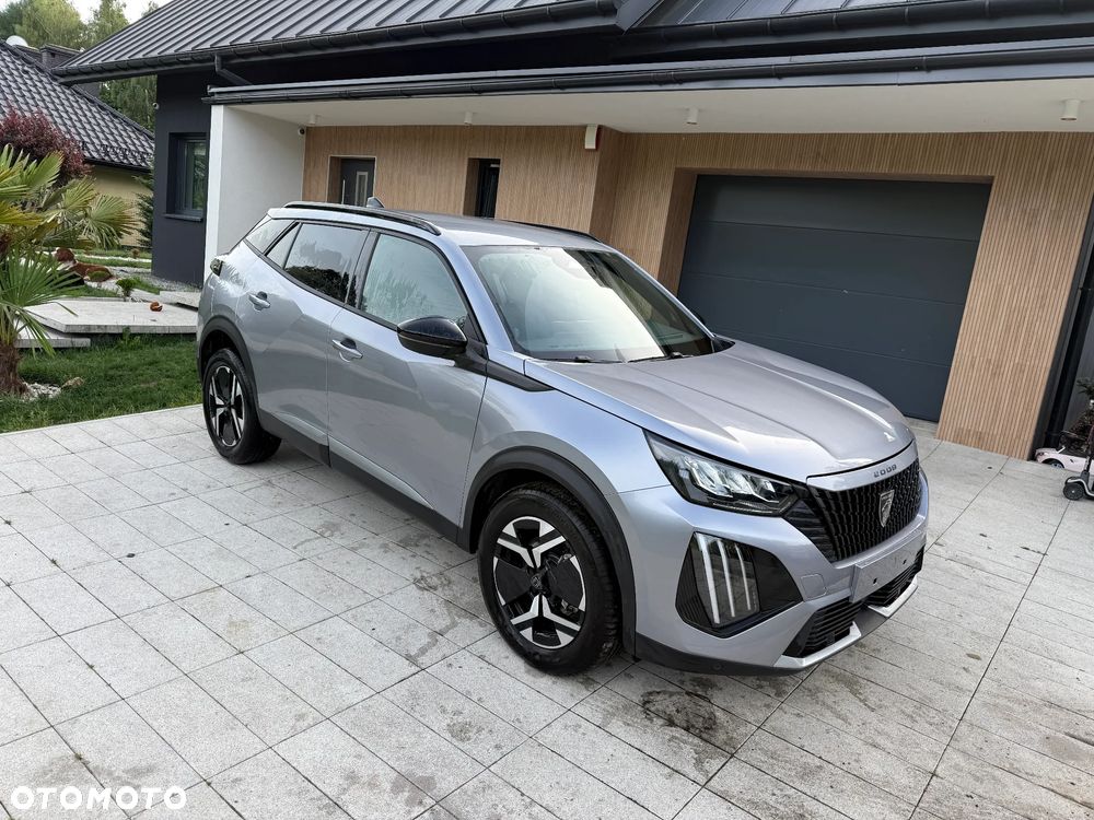Peugeot 2008 Hybrid 136 e-DSC Allure - 1
