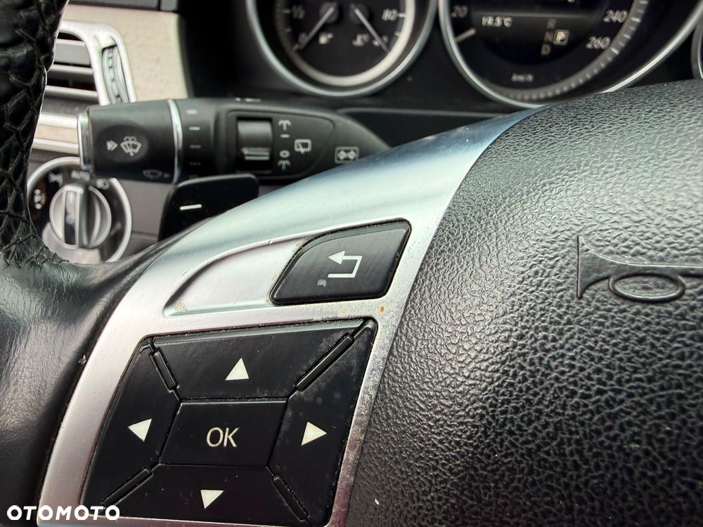 Mercedes-Benz Klasa E 220 CDI 7G-TRONIC Elegance - 25