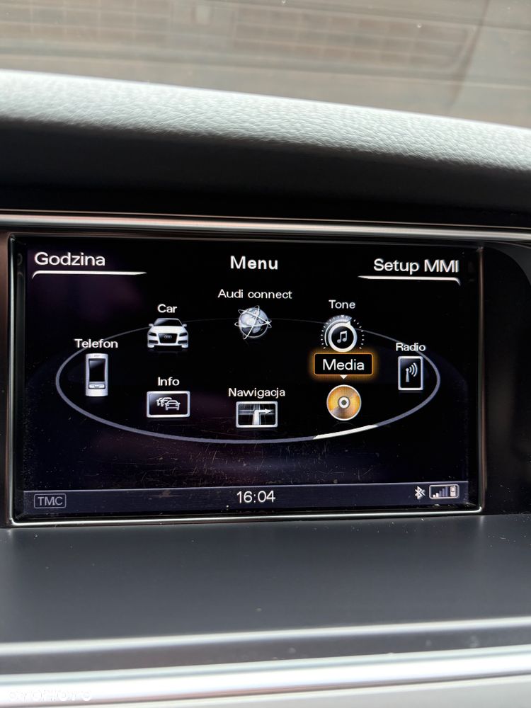 Audi A4 Avant 2.0 TDI quattro - 25