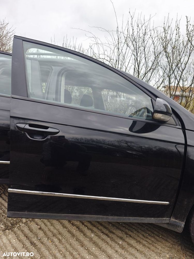 Ușă portieră dreapta față  Volkswagen Passat B6 negru L041 - 1