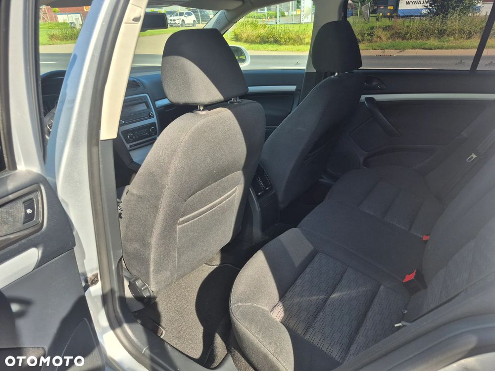 Skoda Octavia 2.0 TDI DPF Ambiente - 30