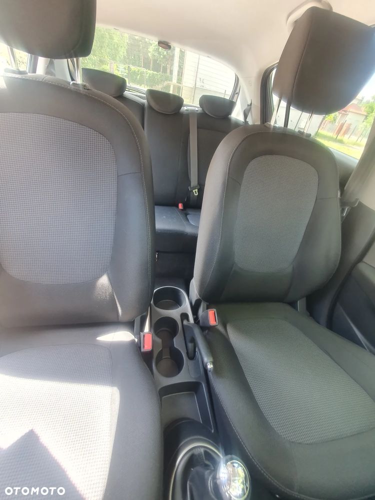 Hyundai i20 1.25 Classic + - 10