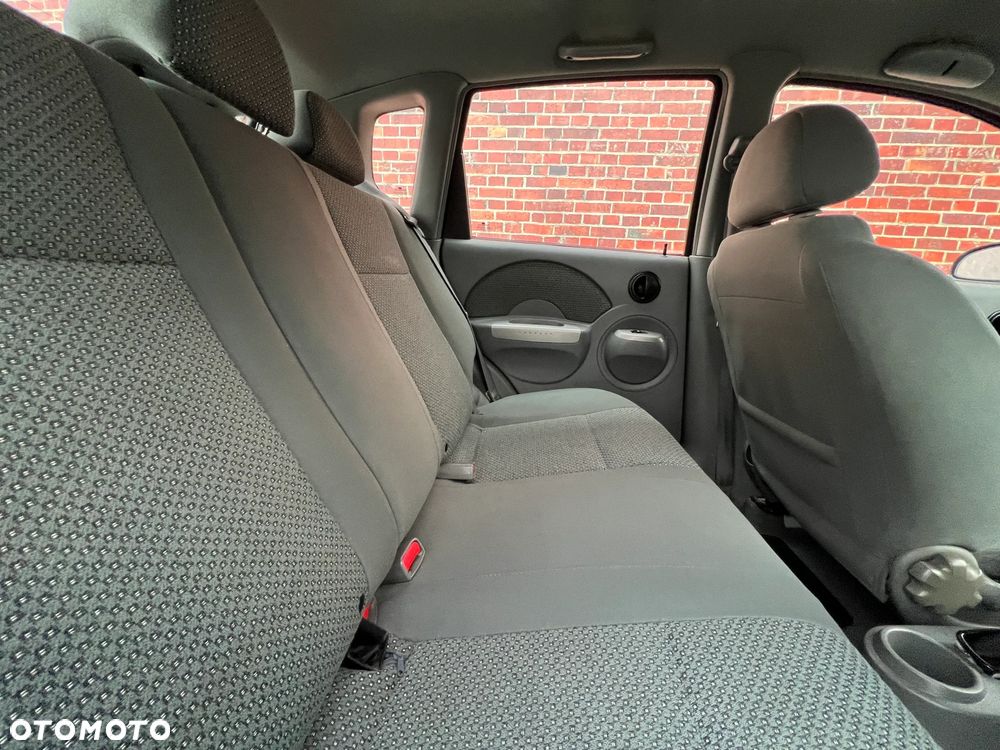 Chevrolet Aveo - 19