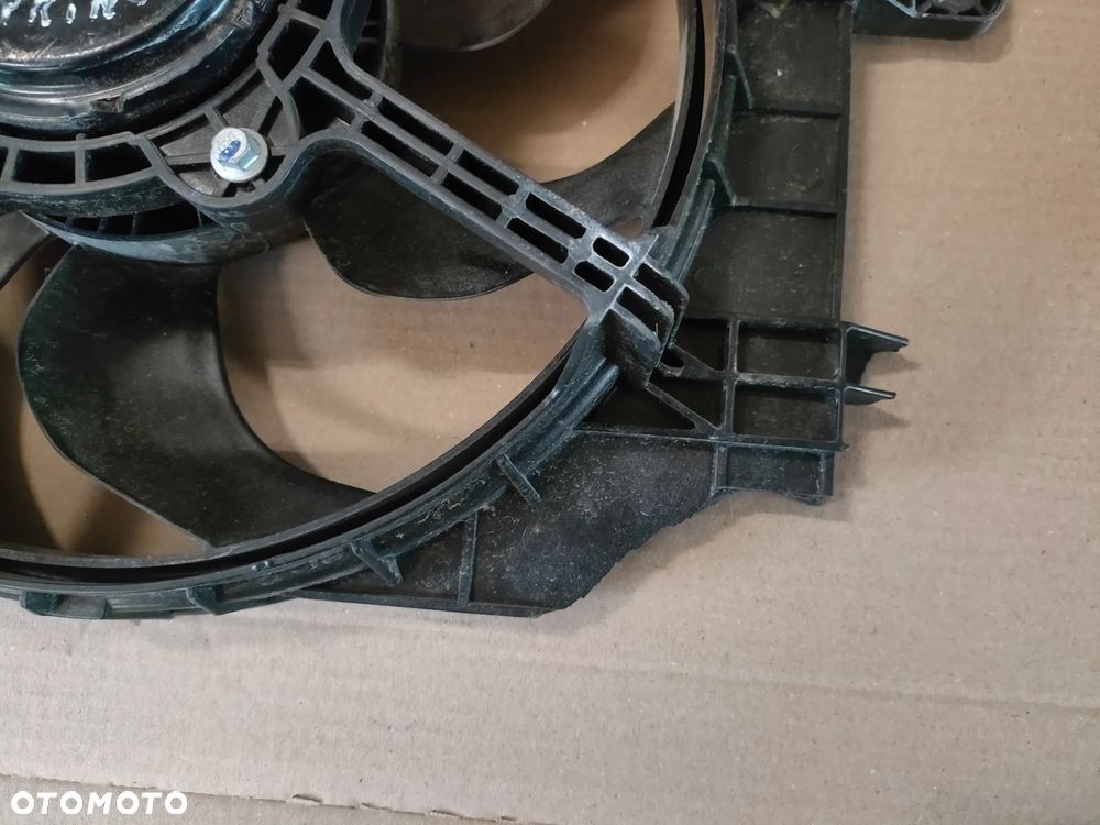 Dacia Spring Elektryk 22- WENTYLATOR CHŁODNIC 214810527R - 4