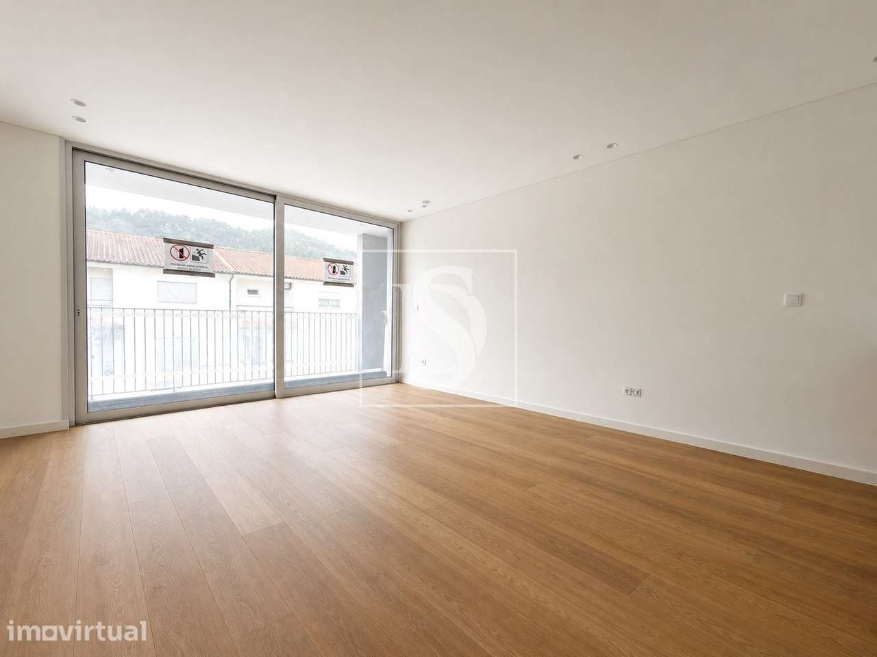 Apartamento T3 em Darque - Novo, c/Garagem e elevador - Grande imagem: 4/19