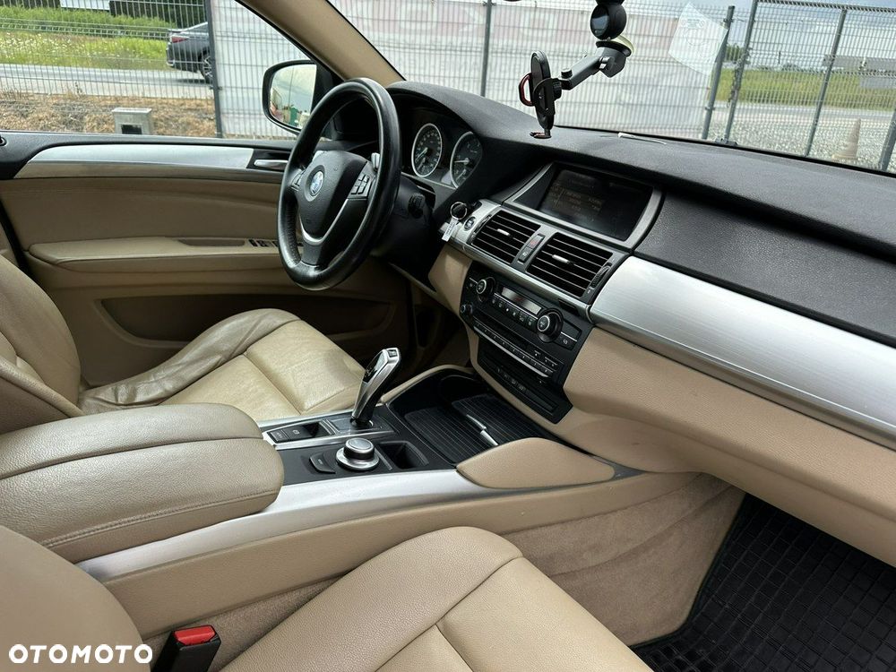 BMW X6 xDrive35d - 29