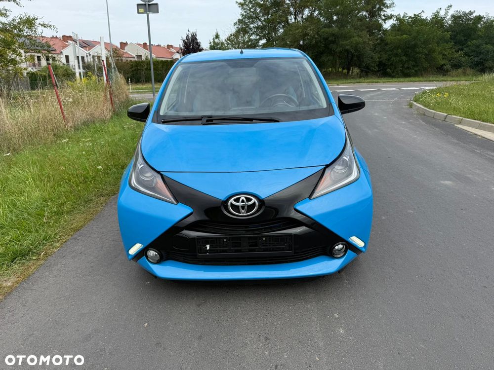 Toyota Aygo x-play - 18