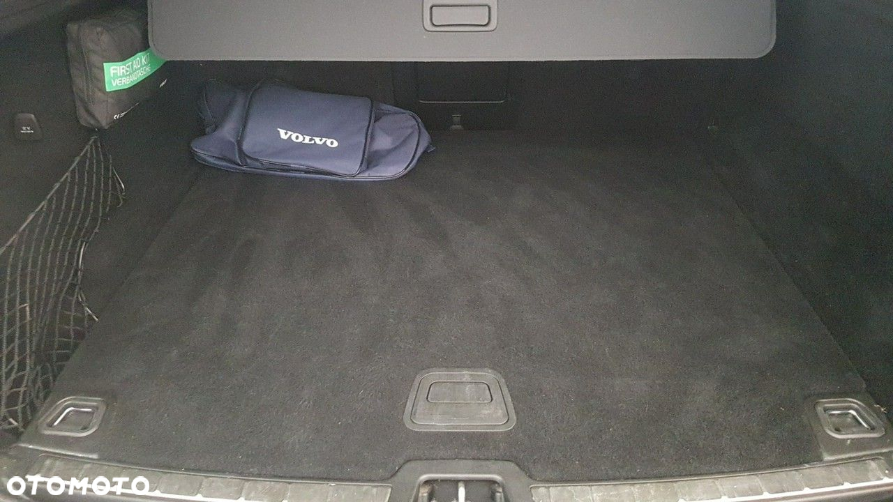 Volvo XC 60 - 21