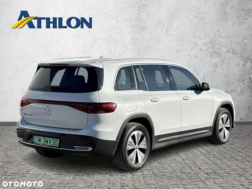 Mercedes-Benz EQB - 5