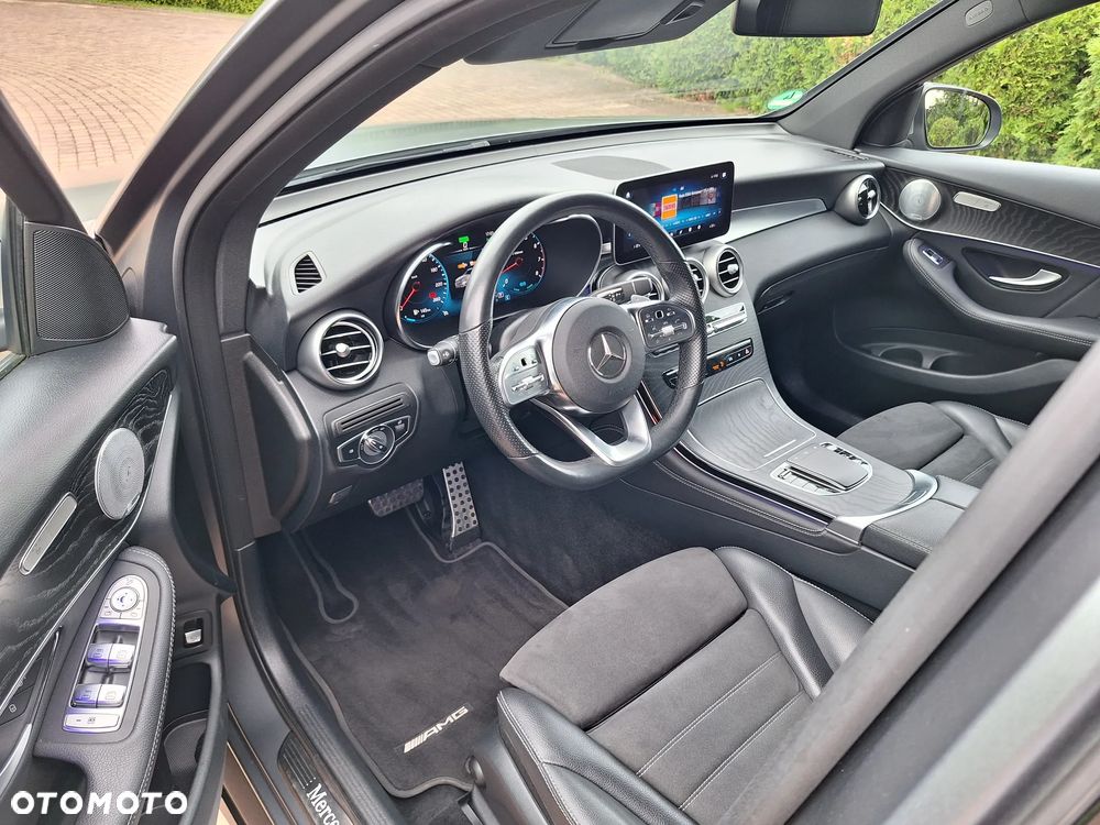 Mercedes-Benz GLC 200 4Matic 9G-TRONIC AMG Line - 20
