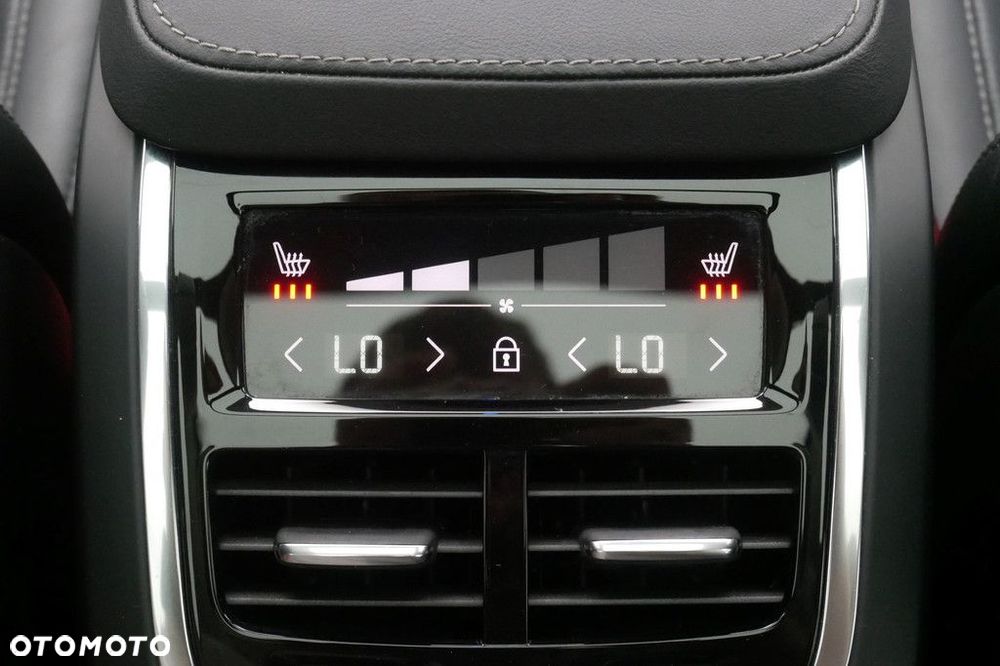 Volvo XC 90 - 28
