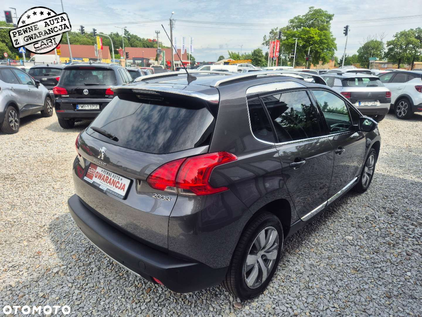 Peugeot 2008 - 9