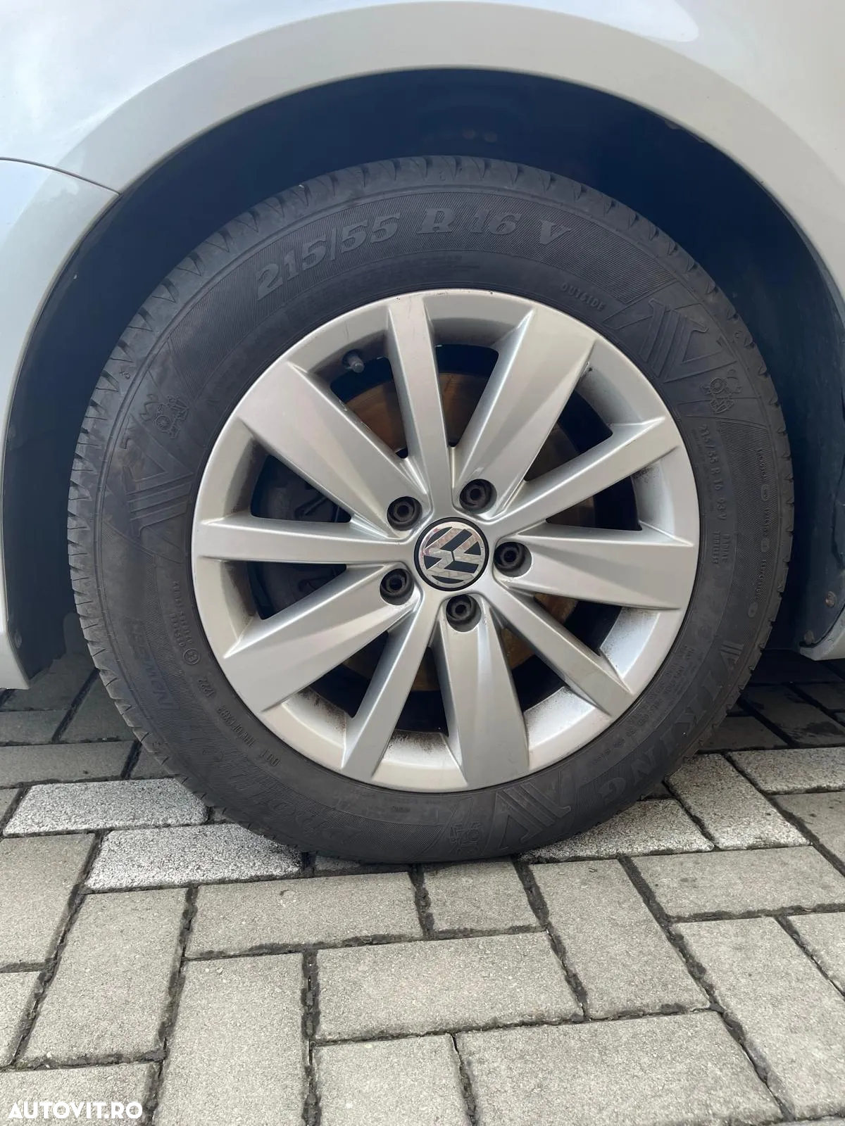 Volkswagen Passat 2.0 Blue TDI DSG SCR Comfortline - 4