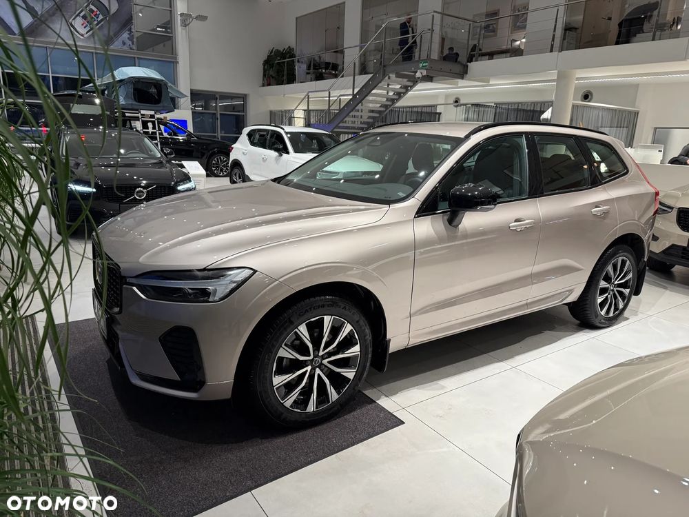 Volvo XC 60 B5 B AWD Plus Dark