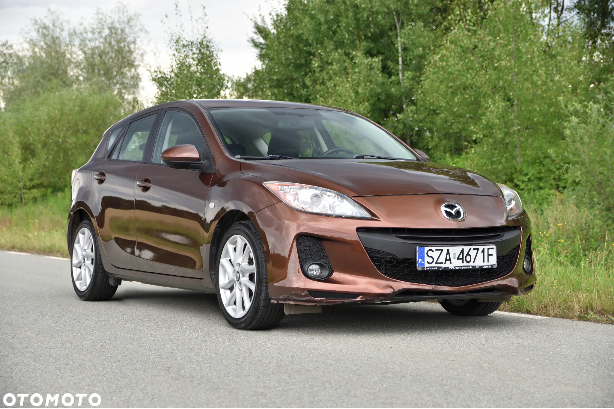 Mazda 3 1.6 Exclusive + - 6