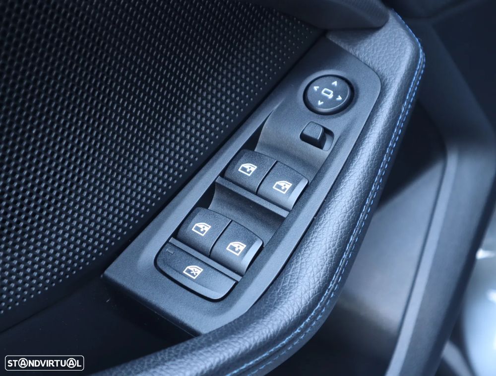 BMW 116 d Pack M - 42