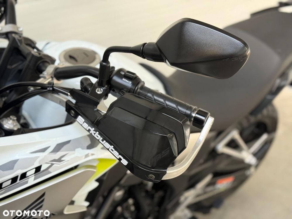 Honda CB - 26