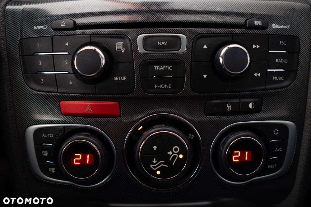 Citroën C4 VTi 120 Exclusive - 16