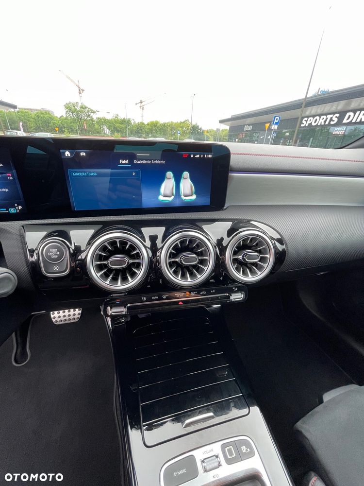 Mercedes-Benz CLA 200 mHEV AMG Line 7G-DCT - 28