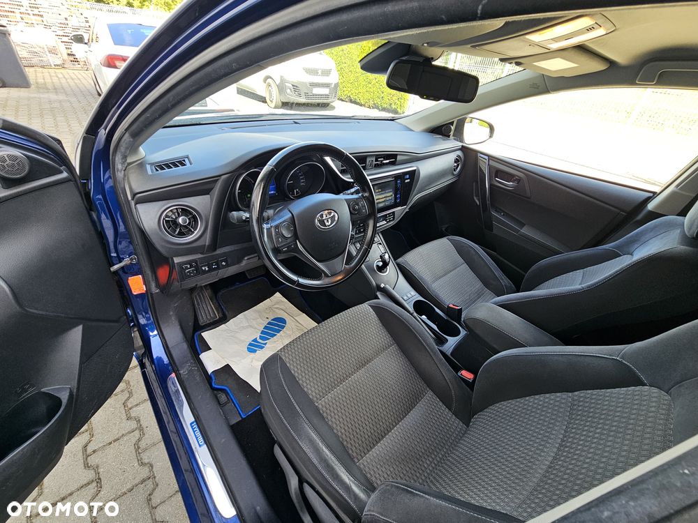 Toyota Auris - 24