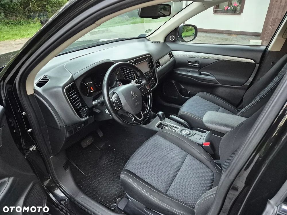 Mitsubishi Outlander 2.0 Intense + 4WD CVT - 3