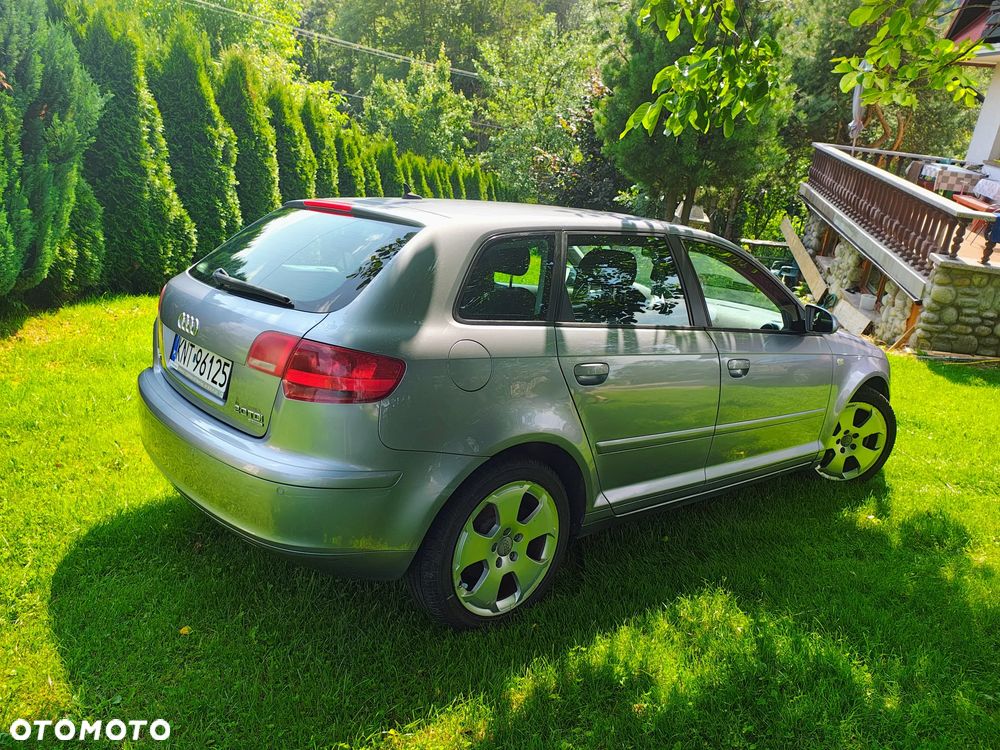 Audi A3 Sportback 2.0 TDI DPF Quattro Ambition - 5