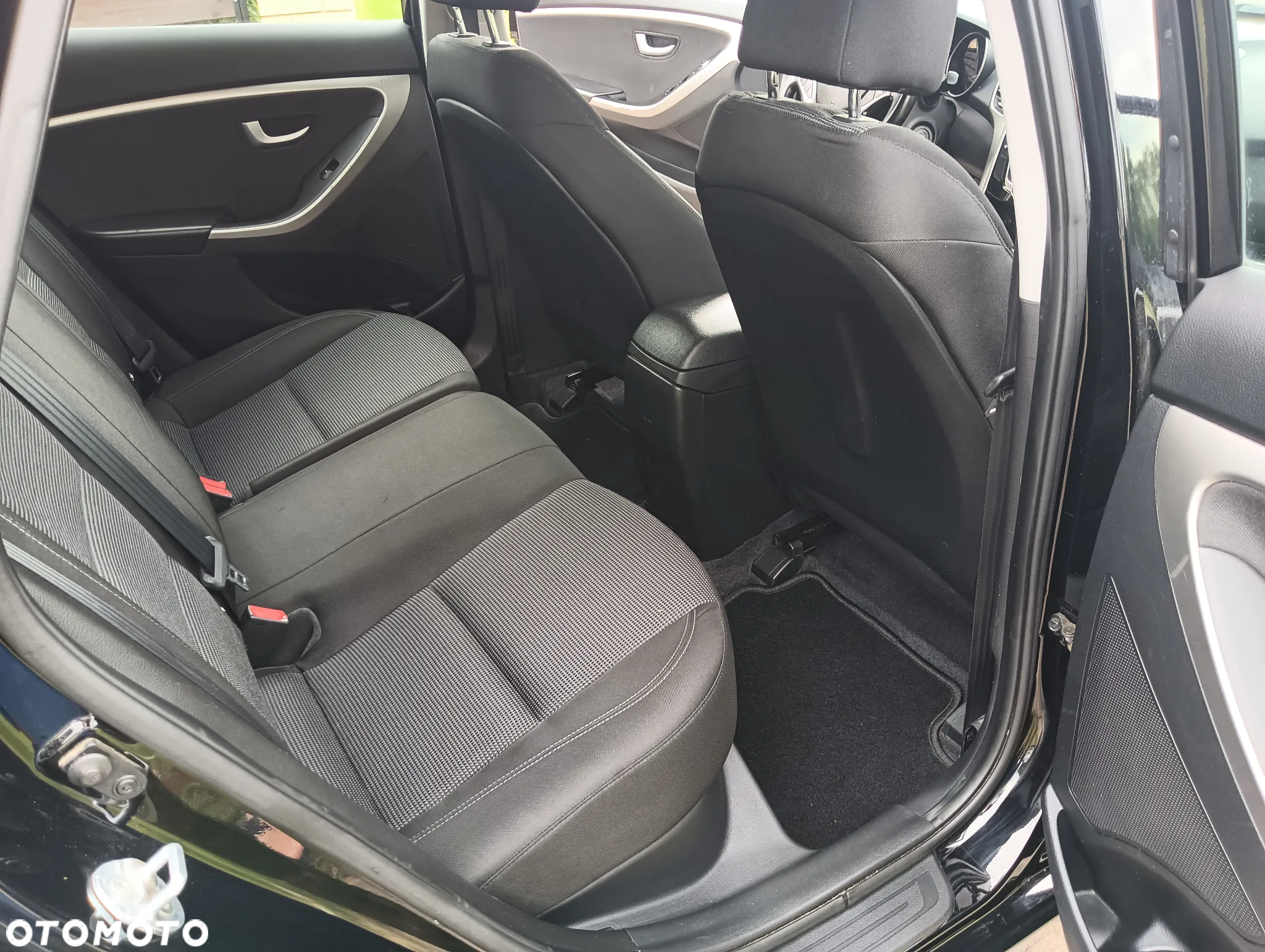 Hyundai i30 1.6 Comfort - 11
