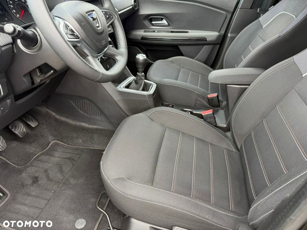 Dacia Jogger - 23