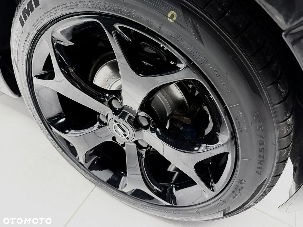 Opel Corsa 1.6 Turbo OPC - 12