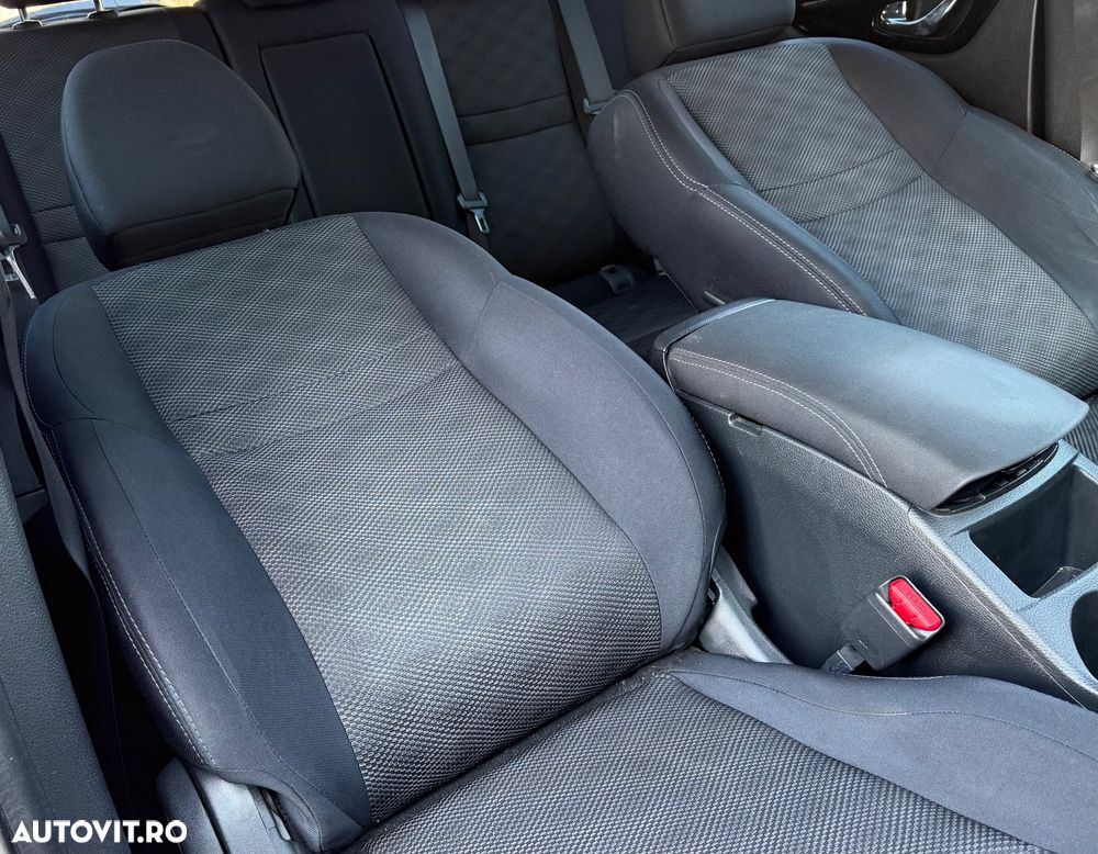 Nissan Qashqai 1.2 DIG-T TEKNA - 34